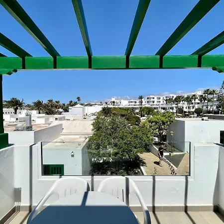 Family Apartment,wifi,pool,near The Beach Puerto Del Carmen شقة