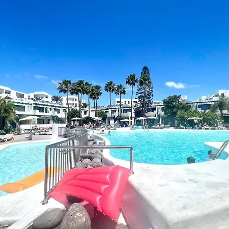 Family Apartment,wifi,pool,near The Beach Puerto Del Carmen شقة