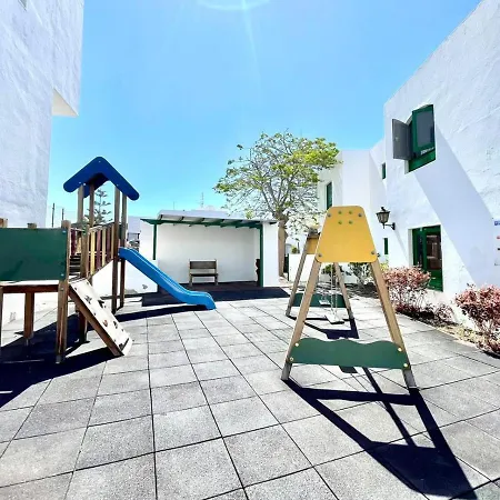 Διαμέρισμα Family Apartment,wifi,pool,near The Beach Puerto Del Carmen Πουέρτο Ντελ Κάρμεν